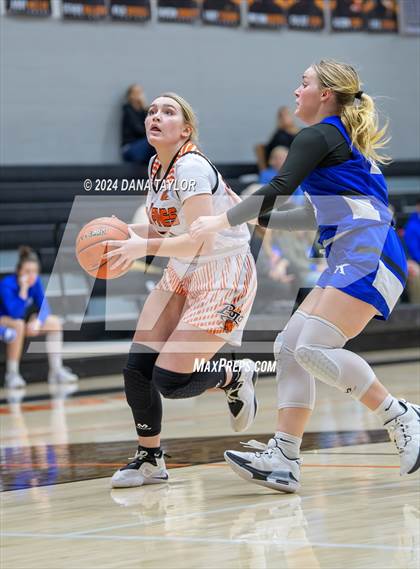 Thumbnail 2 in Krum @ Springtown photogallery.