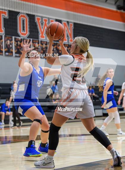 Thumbnail 2 in Krum @ Springtown photogallery.