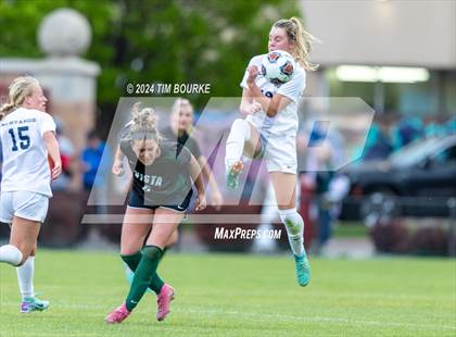 Thumbnail 2 in Mountain Vista vs. Ralston Valley (CHSAA 5A Semifinal) photogallery.
