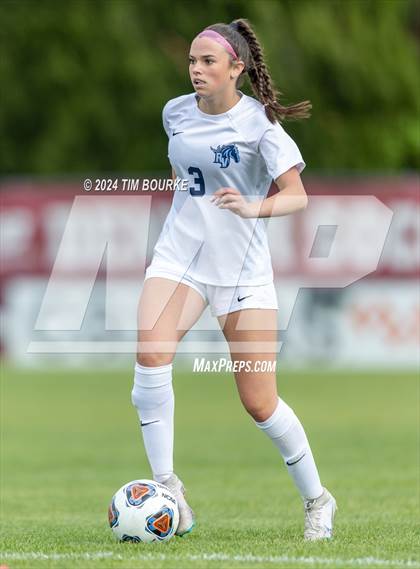 Thumbnail 3 in Mountain Vista vs. Ralston Valley (CHSAA 5A Semifinal) photogallery.