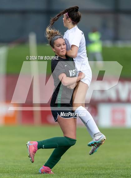 Thumbnail 2 in Mountain Vista vs. Ralston Valley (CHSAA 5A Semifinal) photogallery.