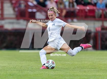 Thumbnail 1 in Mountain Vista vs. Ralston Valley (CHSAA 5A Semifinal) photogallery.