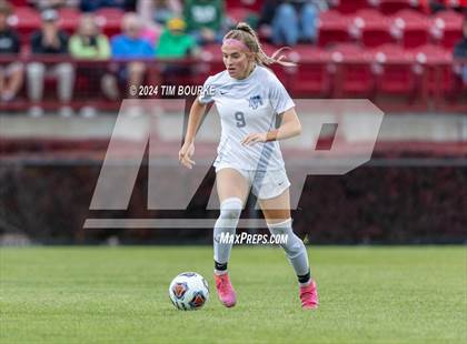 Thumbnail 2 in Mountain Vista vs. Ralston Valley (CHSAA 5A Semifinal) photogallery.