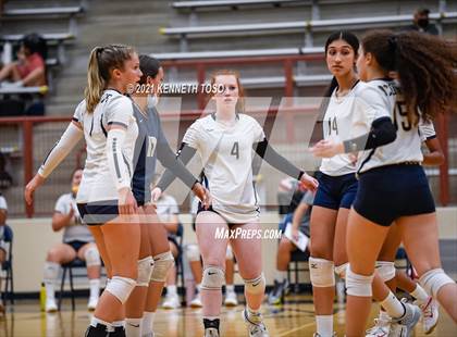 Thumbnail 2 in Harlan vs O'Connor photogallery.