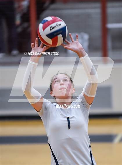 Thumbnail 1 in Harlan vs O'Connor photogallery.