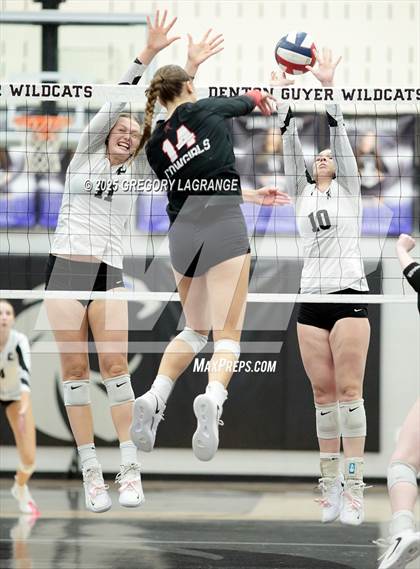 Thumbnail 3 in Coppell vs Guyer photogallery.