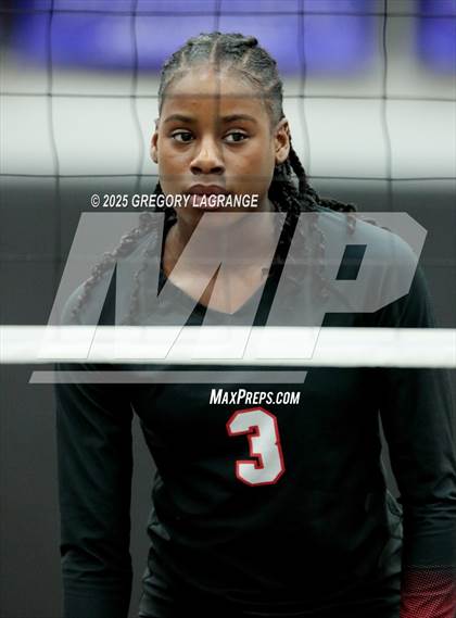 Thumbnail 2 in Coppell vs Guyer photogallery.