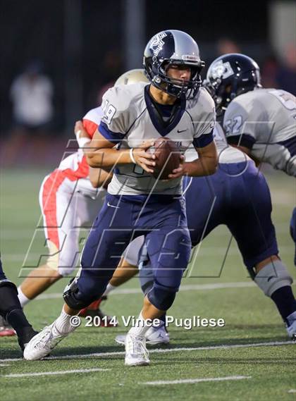 Thumbnail 3 in Sierra Canyon vs. Taft photogallery.