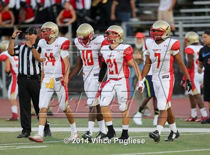 Thumbnail 2 in Sierra Canyon vs. Taft photogallery.