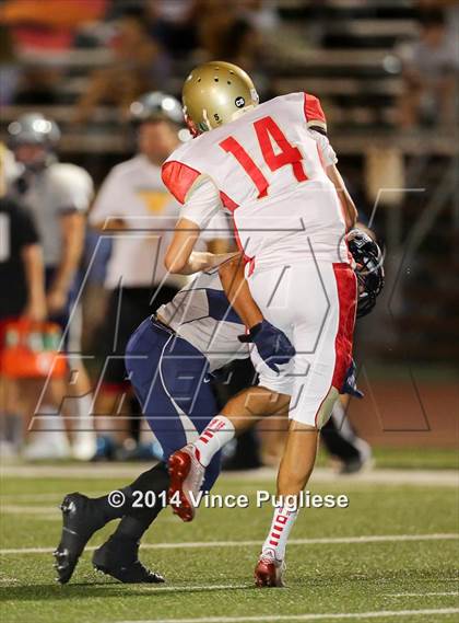 Thumbnail 3 in Sierra Canyon vs. Taft photogallery.