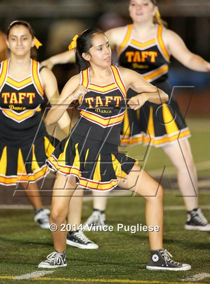 Thumbnail 3 in Sierra Canyon vs. Taft photogallery.
