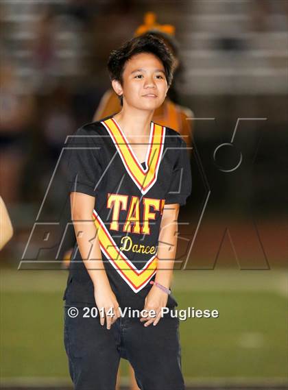 Thumbnail 2 in Sierra Canyon vs. Taft photogallery.
