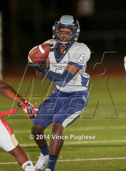 Thumbnail 1 in Sierra Canyon vs. Taft photogallery.