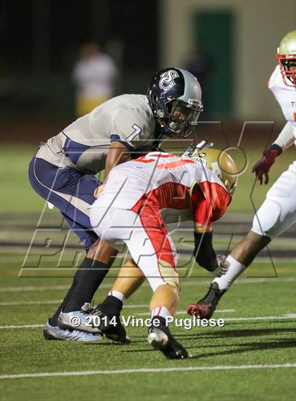 Thumbnail 1 in Sierra Canyon vs. Taft photogallery.