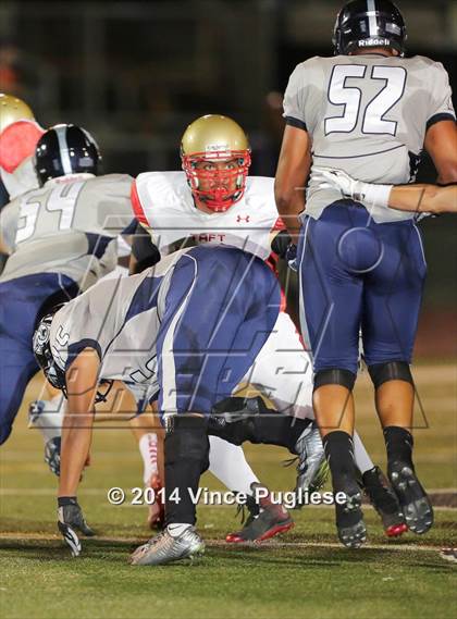 Thumbnail 3 in Sierra Canyon vs. Taft photogallery.