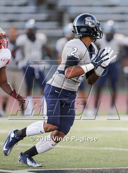 Thumbnail 1 in Sierra Canyon vs. Taft photogallery.