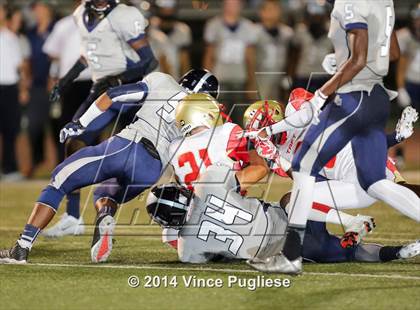 Thumbnail 2 in Sierra Canyon vs. Taft photogallery.