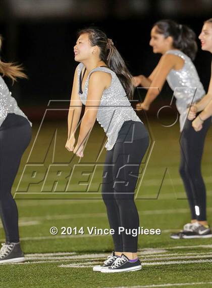 Thumbnail 2 in Sierra Canyon vs. Taft photogallery.