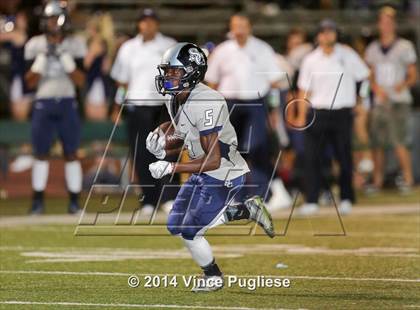 Thumbnail 2 in Sierra Canyon vs. Taft photogallery.