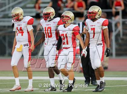 Thumbnail 3 in Sierra Canyon vs. Taft photogallery.