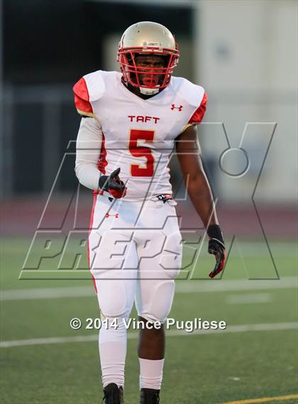 Thumbnail 1 in Sierra Canyon vs. Taft photogallery.