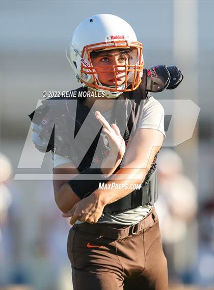 Thumbnail 2 in Narbonne vs Grant (Scrimmage) photogallery.