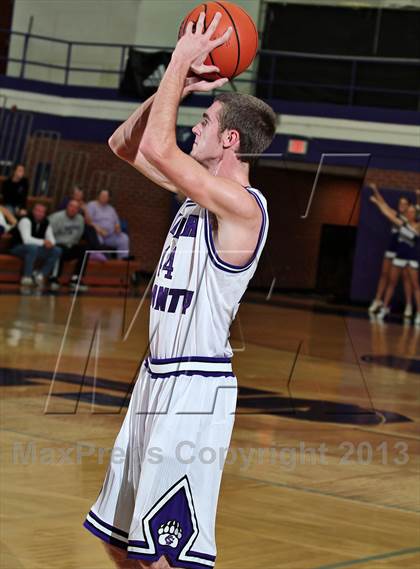 Thumbnail 1 in Sequoyah @ Sevier County photogallery.