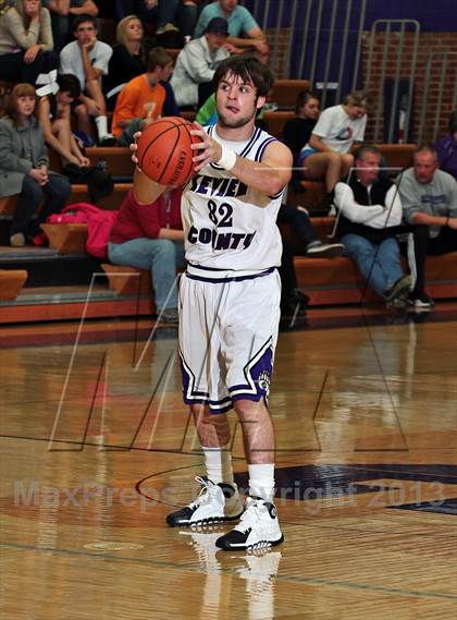 Thumbnail 1 in Sequoyah @ Sevier County photogallery.