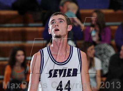 Thumbnail 1 in Sequoyah @ Sevier County photogallery.