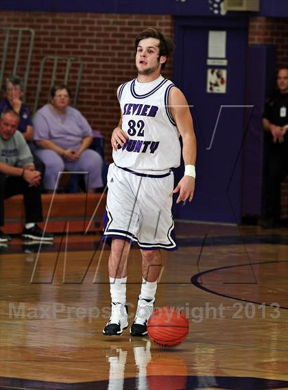 Thumbnail 1 in Sequoyah @ Sevier County photogallery.
