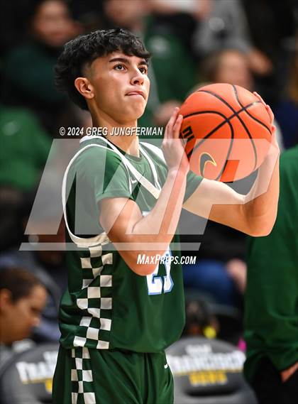 Thumbnail 2 in Sacred Heart Cathedral Preparatory vs. St. Ignatius College Preparatory photogallery.