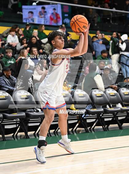 Thumbnail 1 in Sacred Heart Cathedral Preparatory vs. St. Ignatius College Preparatory photogallery.
