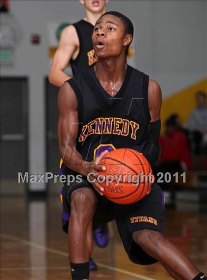 Thumbnail 3 in Foothill vs. Kennedy (Hornet Classic Tournament) photogallery.