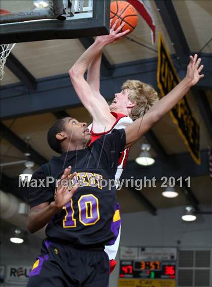 Thumbnail 2 in Foothill vs. Kennedy (Hornet Classic Tournament) photogallery.