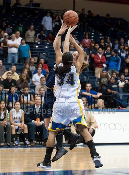 Thumbnail 1 in Christian Life Academy vs Vincent Memorial (SDS D5 Final) photogallery.
