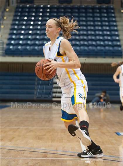 Thumbnail 3 in Christian Life Academy vs Vincent Memorial (SDS D5 Final) photogallery.