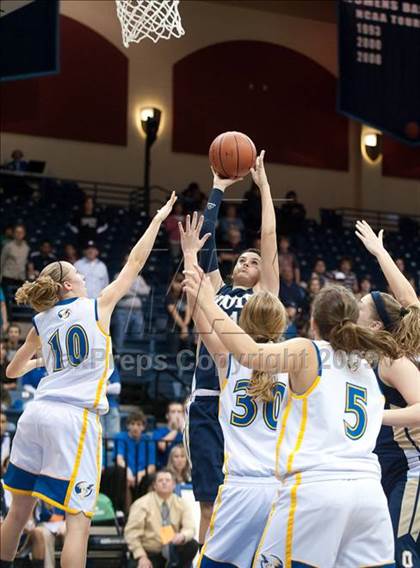 Thumbnail 1 in Christian Life Academy vs Vincent Memorial (SDS D5 Final) photogallery.