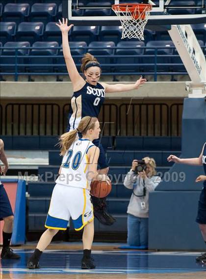 Thumbnail 3 in Christian Life Academy vs Vincent Memorial (SDS D5 Final) photogallery.