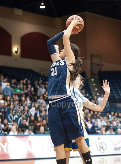Thumbnail 1 in Christian Life Academy vs Vincent Memorial (SDS D5 Final) photogallery.
