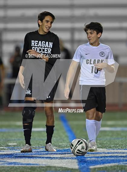 Thumbnail 2 in Reagan [Ronald] vs Clark photogallery.