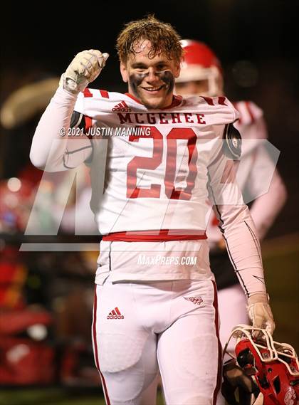 Thumbnail 1 in Hoxie vs. McGehee (AAA 3A 3rd Round Playoff) photogallery.