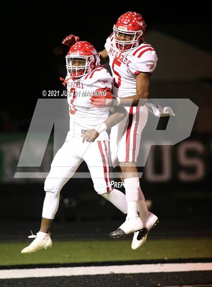 Thumbnail 1 in Hoxie vs. McGehee (AAA 3A 3rd Round Playoff) photogallery.