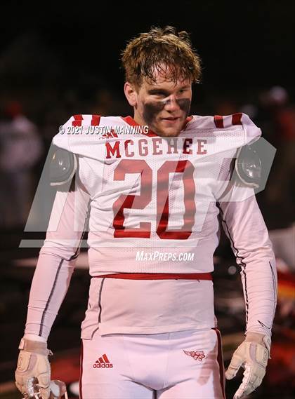 Thumbnail 3 in Hoxie vs. McGehee (AAA 3A 3rd Round Playoff) photogallery.