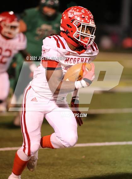Thumbnail 3 in Hoxie vs. McGehee (AAA 3A 3rd Round Playoff) photogallery.