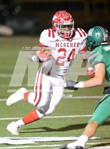 Thumbnail 1 in Hoxie vs. McGehee (AAA 3A 3rd Round Playoff) photogallery.