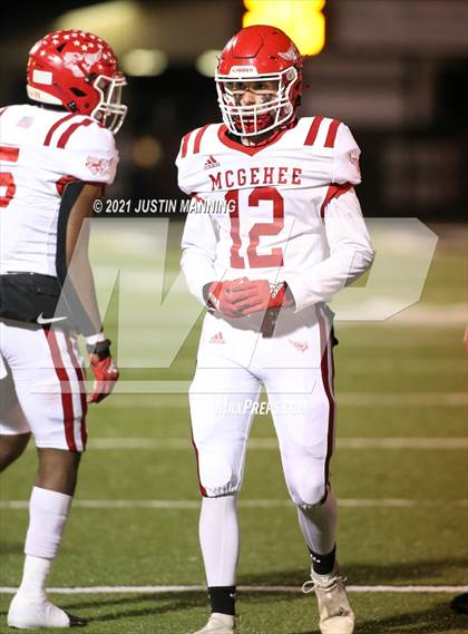 Thumbnail 1 in Hoxie vs. McGehee (AAA 3A 3rd Round Playoff) photogallery.