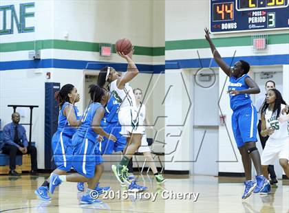 Thumbnail 1 in Garinger @ Weddington photogallery.