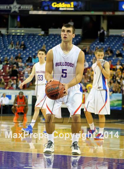 Thumbnail 3 in Folsom vs Cosumnes Oaks (CIF SJS D2 Final) photogallery.