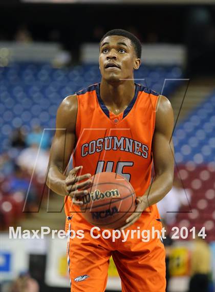 Thumbnail 1 in Folsom vs Cosumnes Oaks (CIF SJS D2 Final) photogallery.