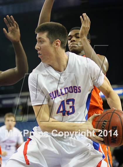 Thumbnail 3 in Folsom vs Cosumnes Oaks (CIF SJS D2 Final) photogallery.